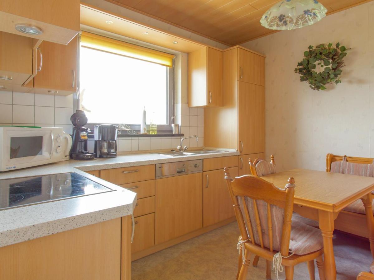 Luxurious Farmhouse Near The Ski Area Hellenthal Exterior foto