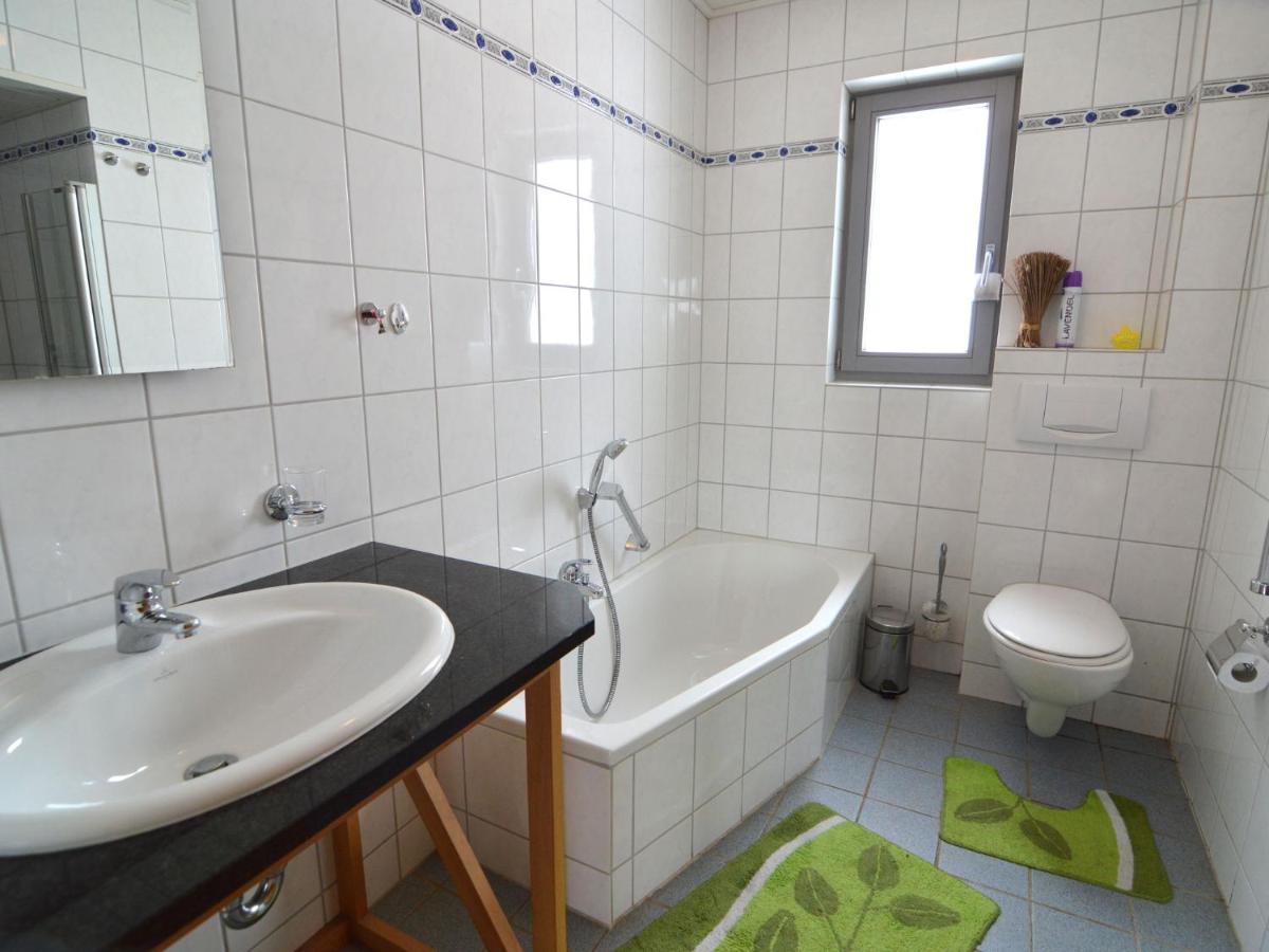 Luxurious Farmhouse Near The Ski Area Hellenthal Exterior foto