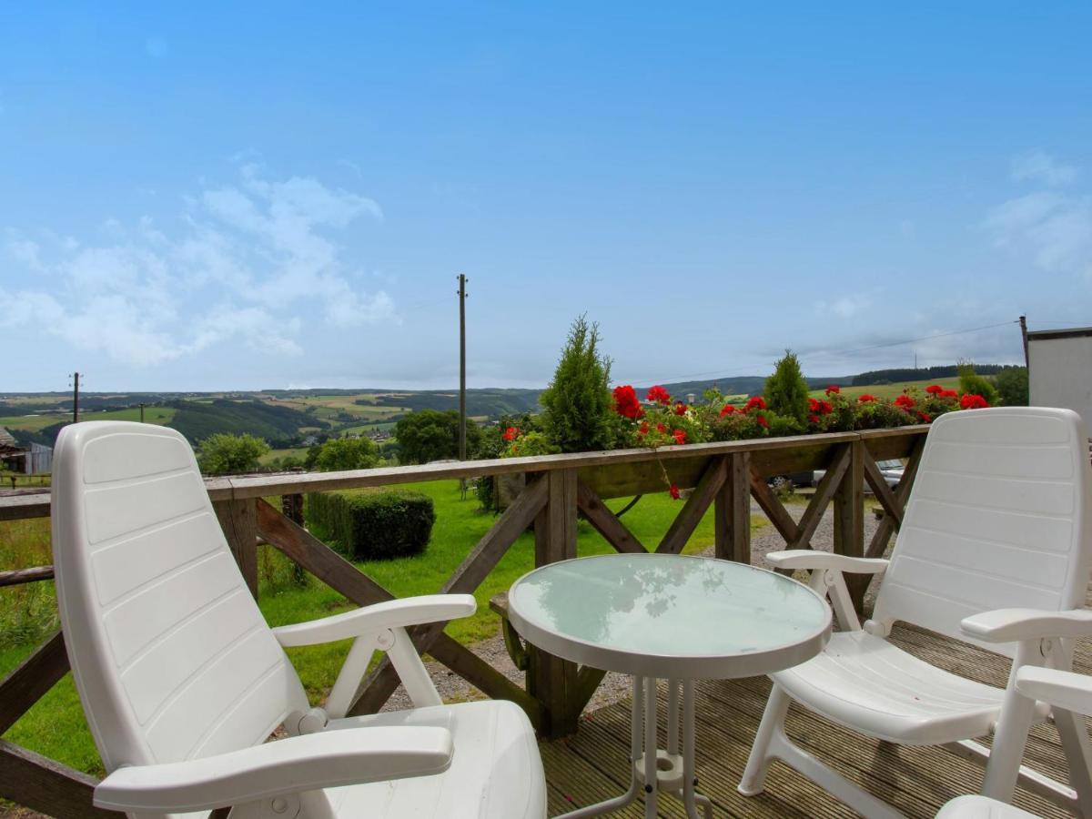 Luxurious Farmhouse Near The Ski Area Hellenthal Exterior foto